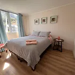 Centrico, Comodo Y Moderno Departamento En Puerto Montt Con Estacionamiento Privado Incluido